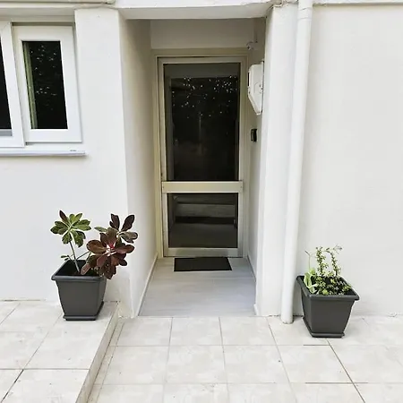 דירה Traveller's Nest Close To Center,port,airport *